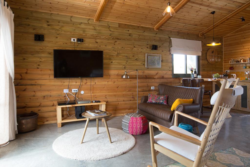 Assaf Boutique Winery & Cabins Kidmat Tsvi Exterior photo